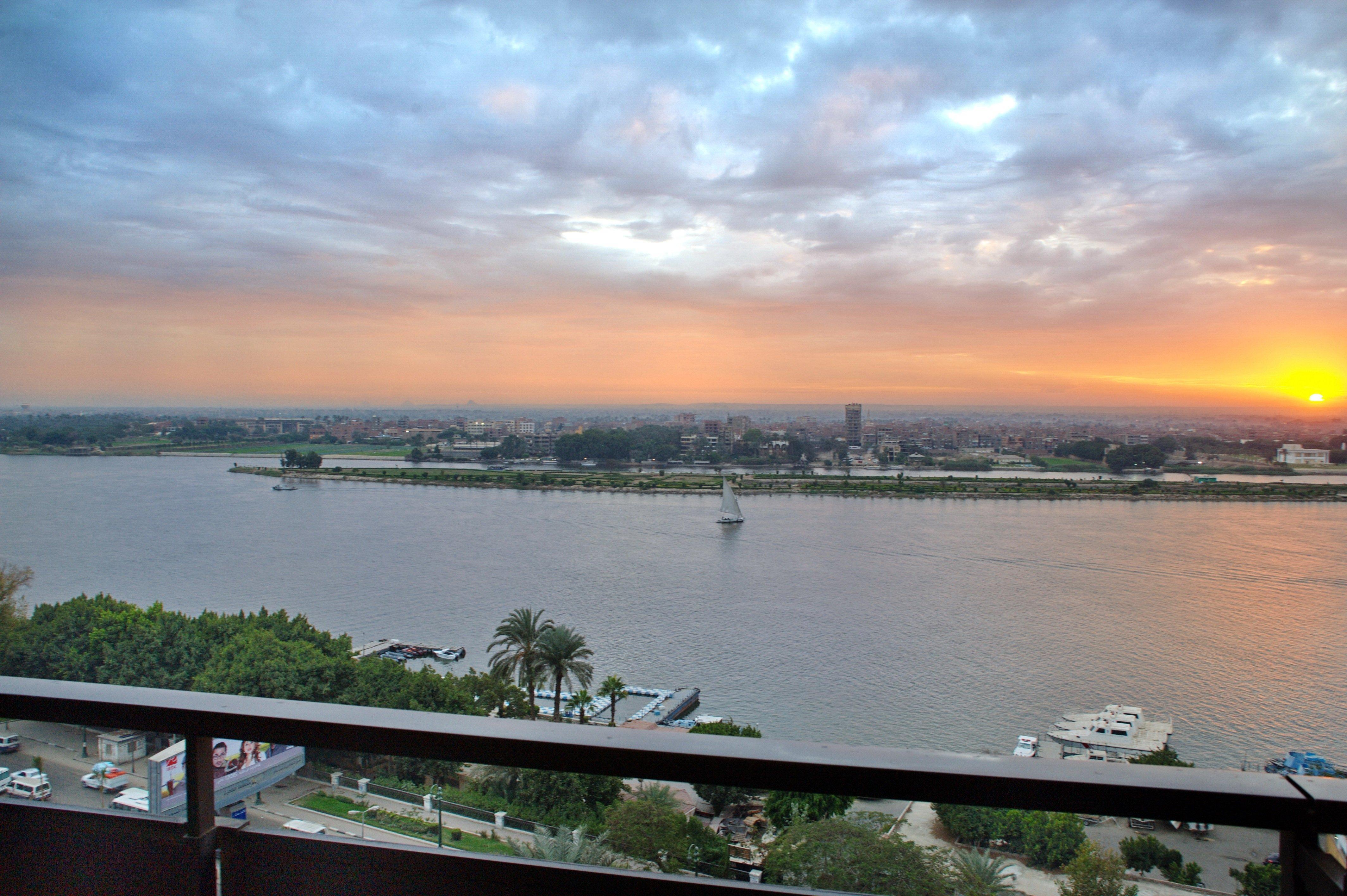 Holiday Inn Cairo Maadi, An Ihg Hotel Екстер'єр фото